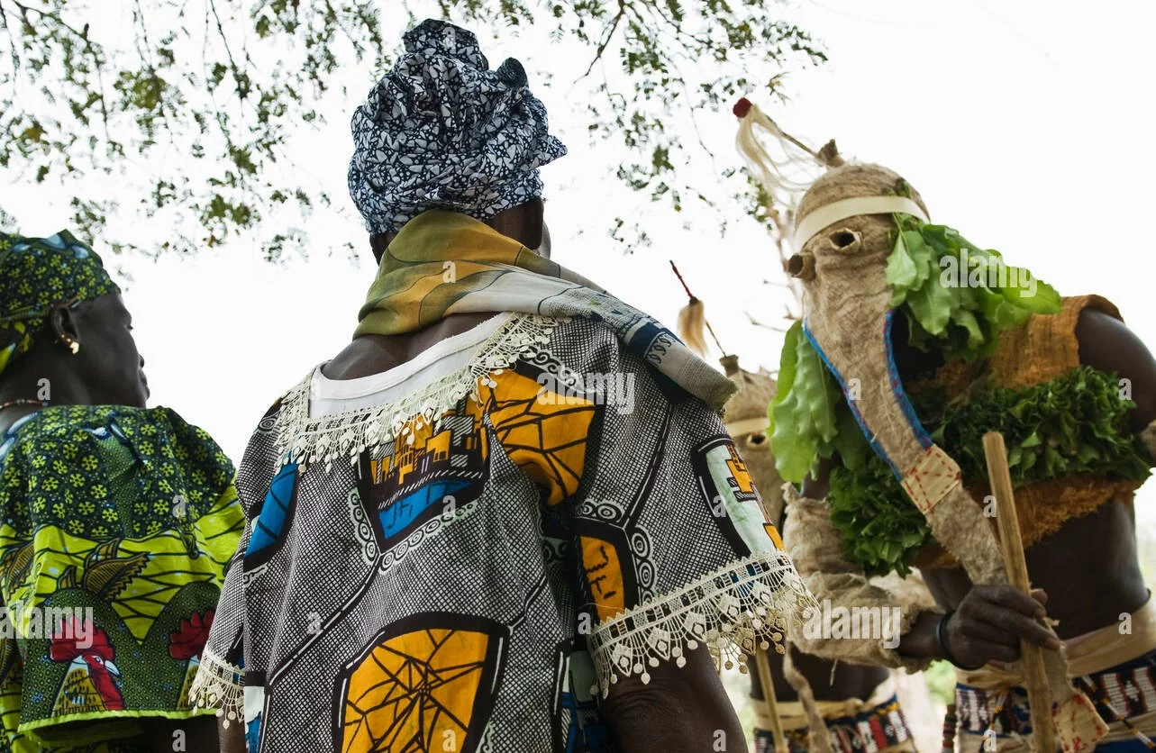 Contexte et identité du peuple Dialonké